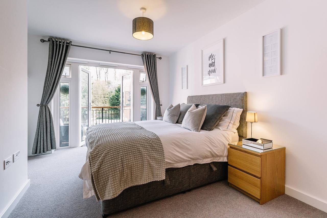 Window blinds installation